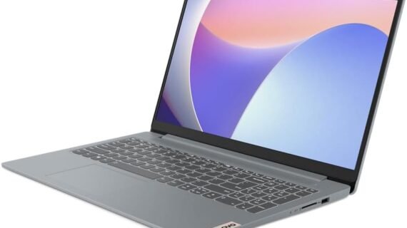 Lenovo IdeaPad Slim 3 15IRU8 Laptop -Core i3-1315U 8GB DDR5-4800 RAM, 256GB SSD, Intel UHD Graphics, 15.6" FHD